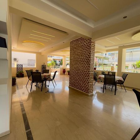 Niki Apartments Paralia Dionysiou Exterior photo